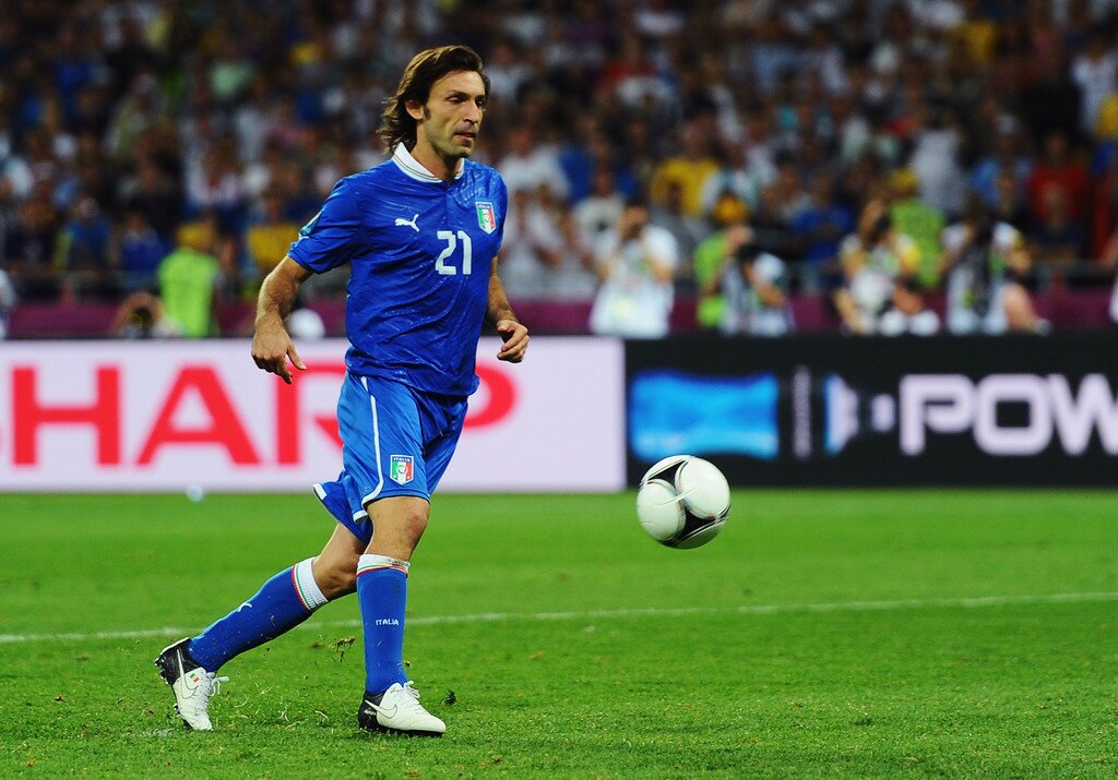 FIFA Online 3: Andrea Pirlo - ông hoàng của những đường kiến tạo