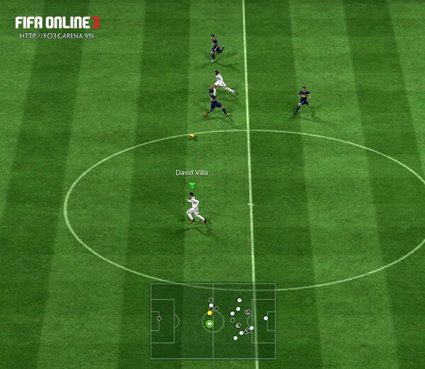 Làm thế nào để kiểm soát Hậu vệ không cho tấn công hàng loạt trong FIFA Online 3